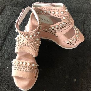 Palmira Embellished Platform Sandal - Pink